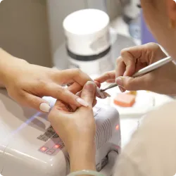 painting nails